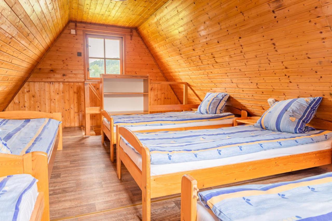 Cejch - Rekreacni Areal S Restauraci Otel Kněžmost Dış mekan fotoğraf