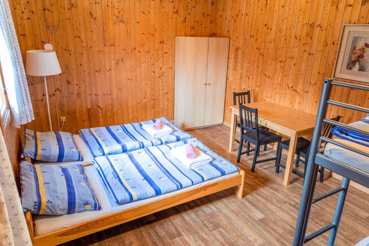 Cejch - Rekreacni Areal S Restauraci Otel Kněžmost Dış mekan fotoğraf